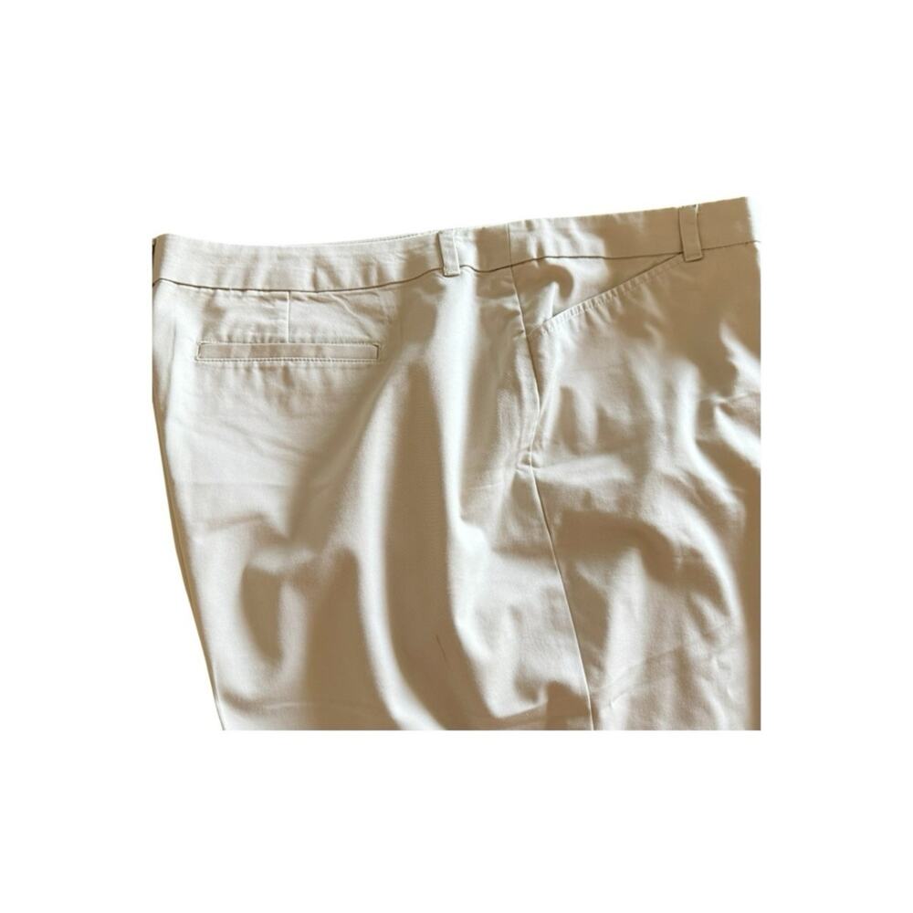 Croft & Barrow Womens Natural Fit Pants Beige Khaki Stretch Pant Capri Plus 20W - Picture 5 of 8